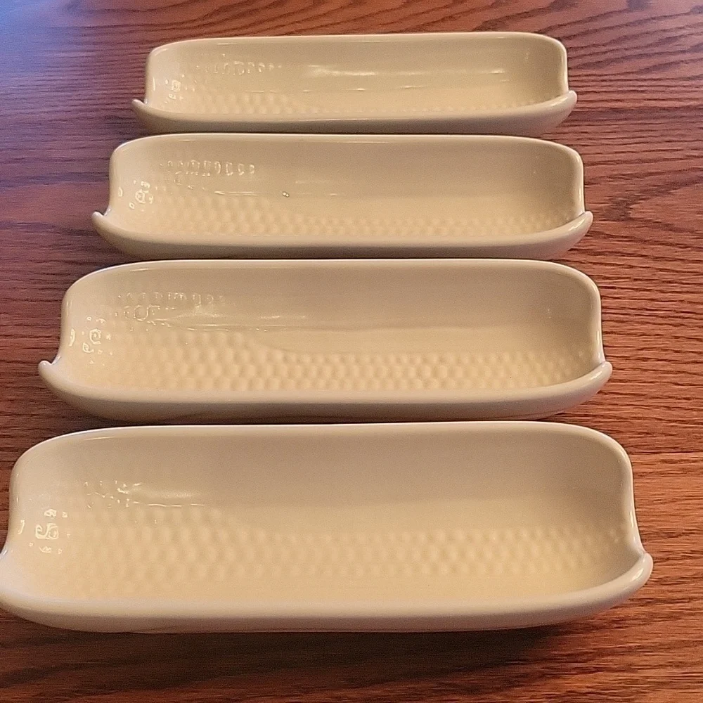 Pfaltzgraff stoneware corn 🌽 holders.  Set of 4.  Vintage.